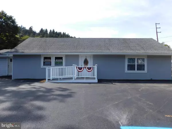 Tamaqua, PA 18252,992 CLAMTOWN RD