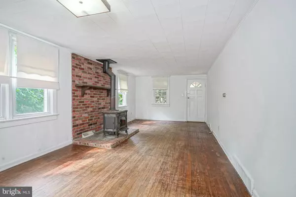 Sicklerville, NJ 08081,322 JOHNSON RD