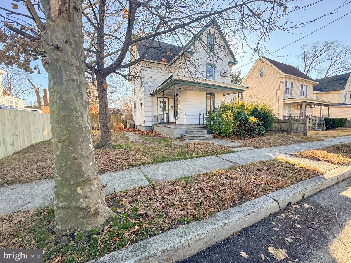 Paulsboro, NJ 08066,18 W NEW ST