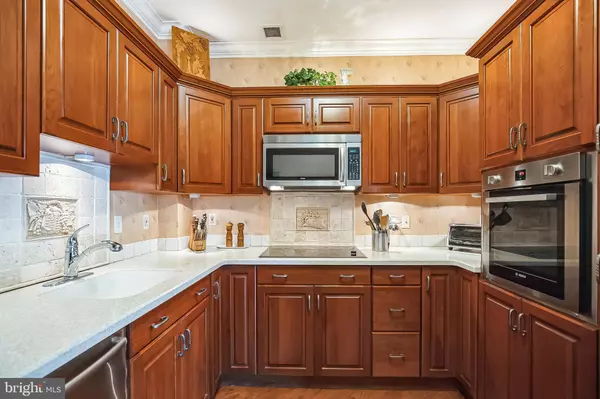 Princeton, NJ 08540,2122 WINDROW DR