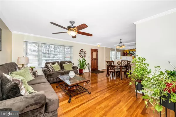 Lanham, MD 20706,6002 SEABROOK RD