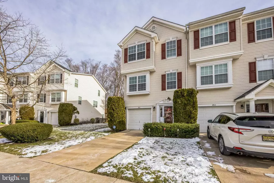 451 DORCHESTER DRIVE, Delran, NJ 08075