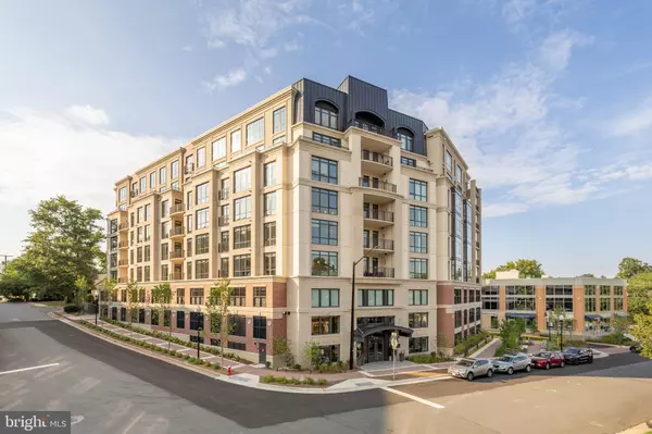 6718 LOWELL AVE #803,  Mclean,  VA 22101