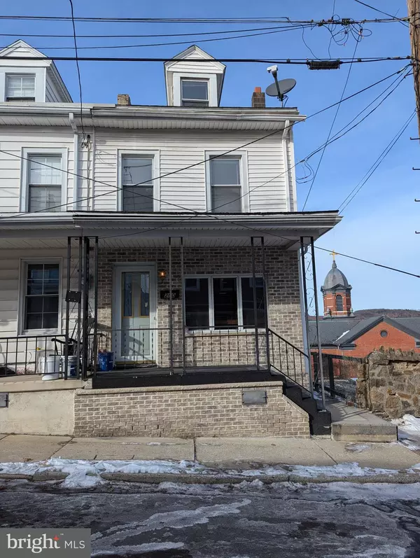 200 OAK ST, Minersville, PA 17954