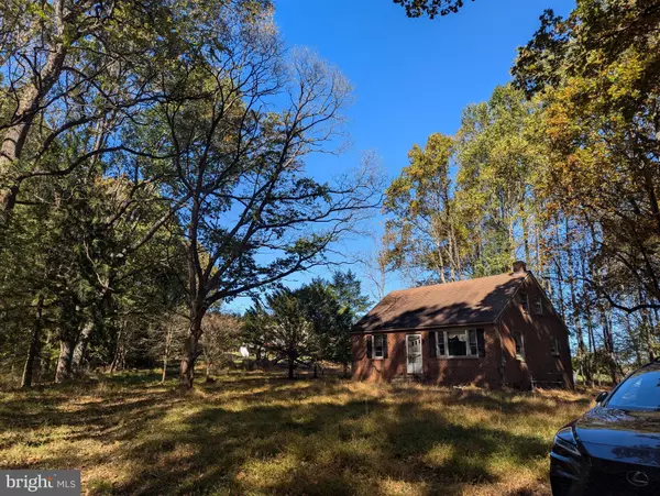 Gaithersburg, MD 20882,24320 WOODFIELD SCHOOL RD