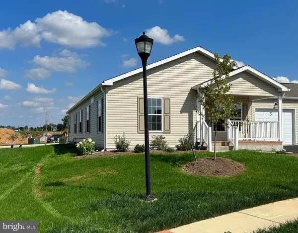 Lancaster, PA 17601,466 EASTWOOD LN