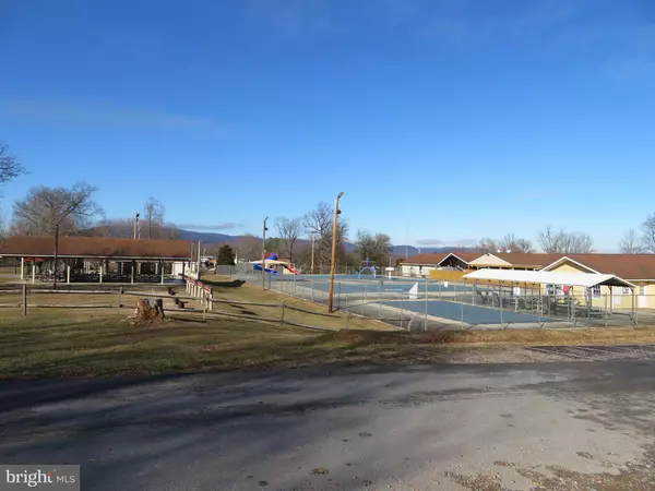 Falling Waters, WV 25419,139-118 BOO BOO BLVD