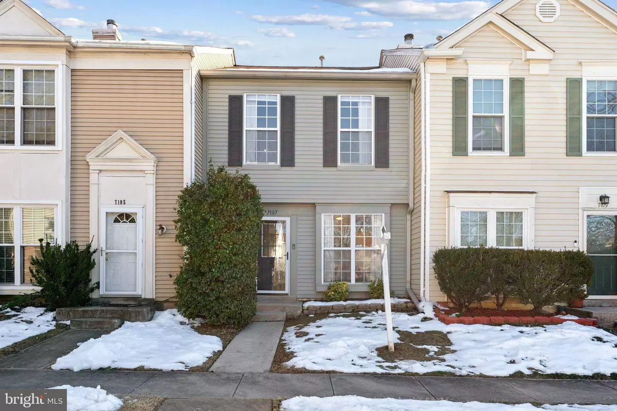 Alexandria, VA 22306,7107 STRAWN CT