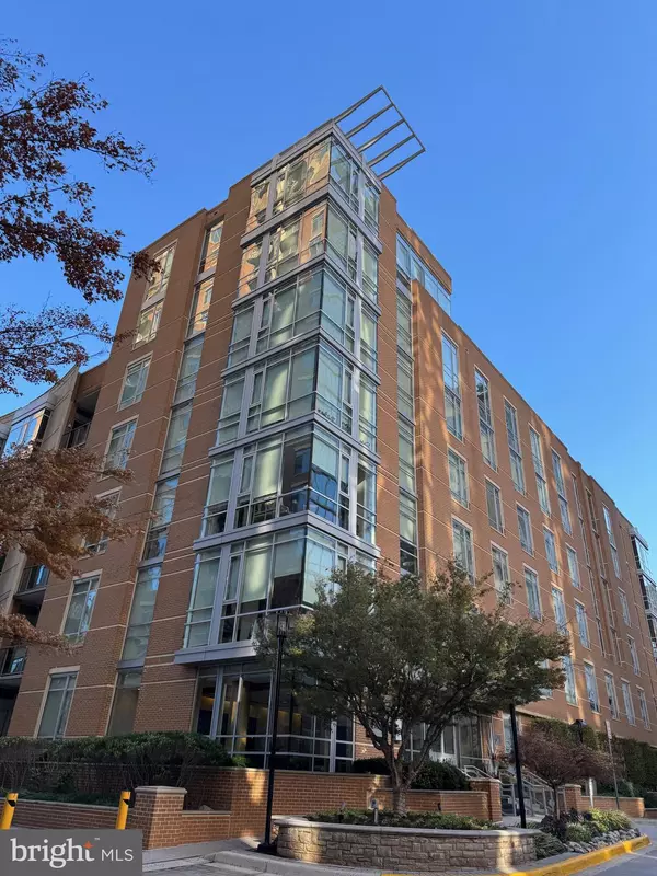 12025 NEW DOMINION PKWY #210, Reston, VA 20190