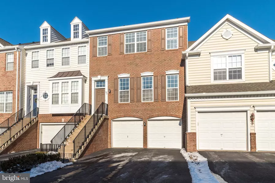 32 CORNERSTONE CT, Doylestown, PA 18901