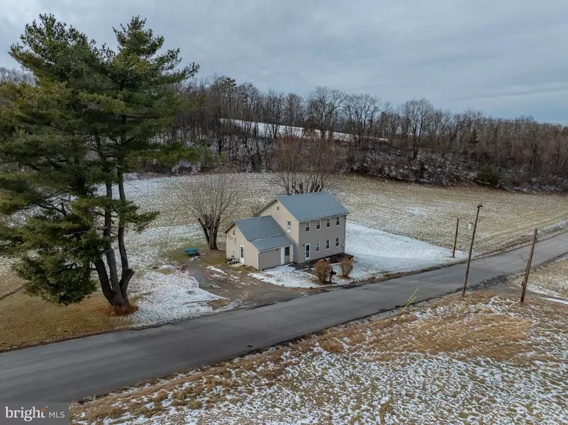 2151 FREEBURG RD, Middleburg, PA 17842