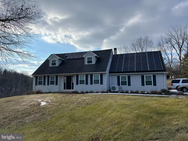 2312 COVE RD., Fogelsville, PA 18051