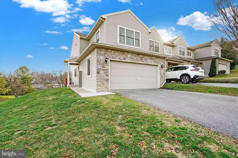 108 ROCKY KNOB WAY, Mountville, PA 17554