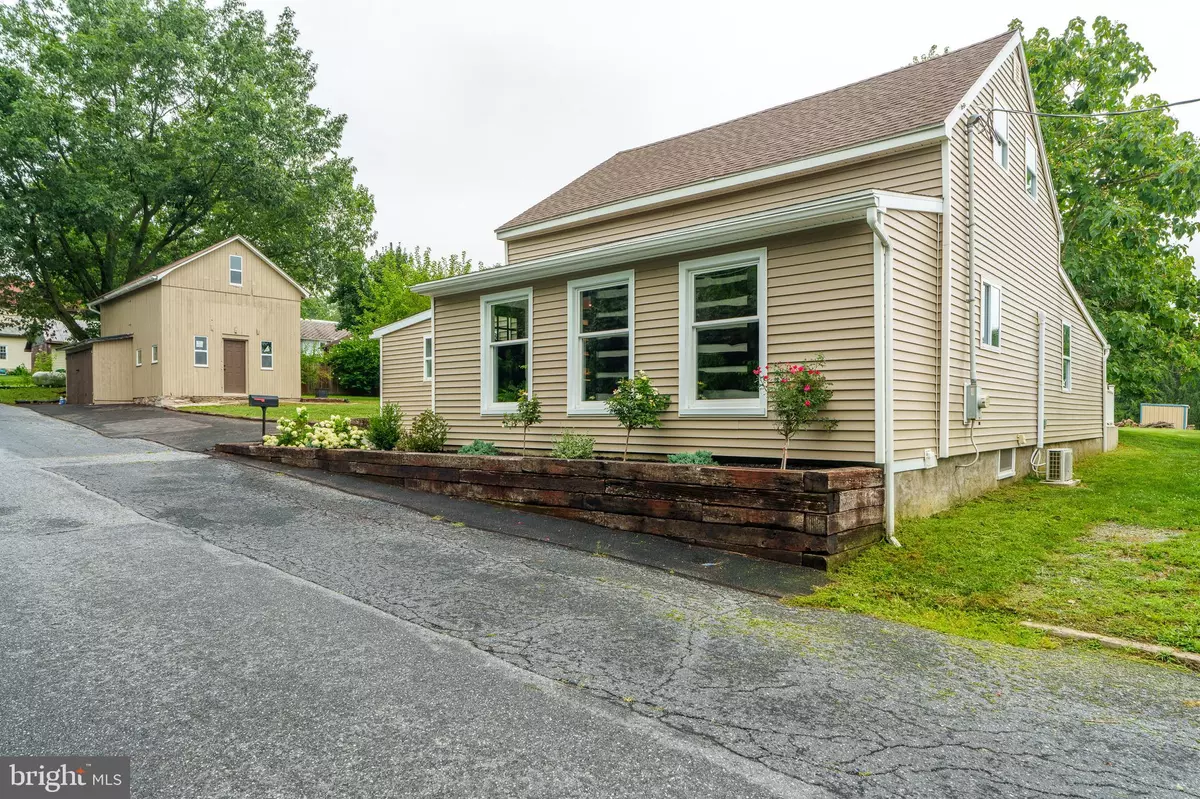 Newmanstown, PA 17073,108 S CHURCH ST