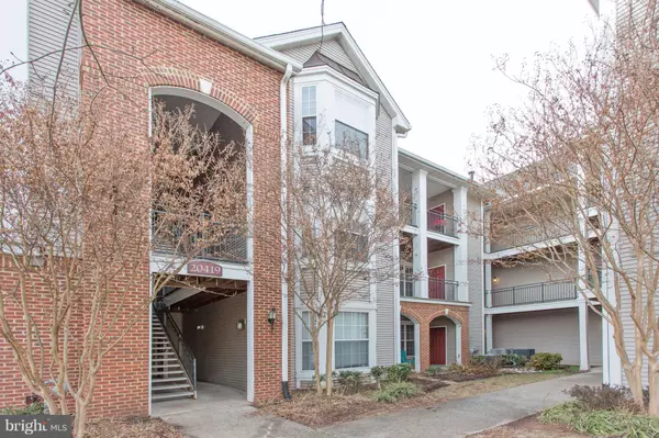 20419 RIVERBEND SQ #201, Sterling, VA 20165