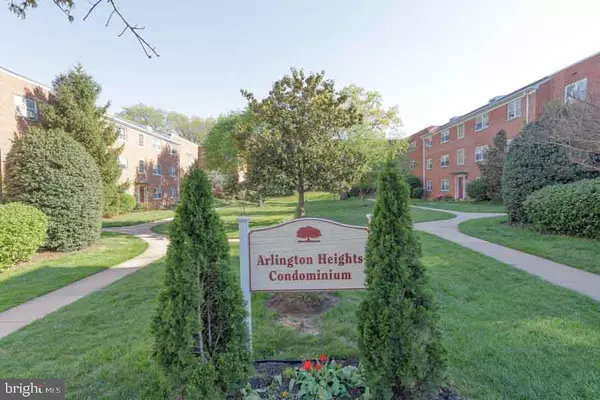 Arlington, VA 22204,5226 8TH RD S #4