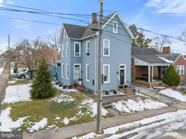 York, PA 17403,1340 E PHILADELPHIA ST