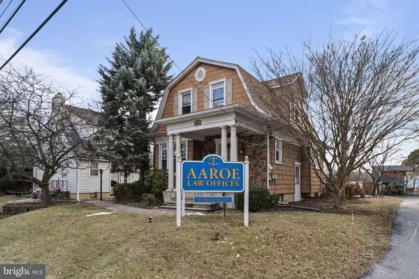 Easton, PA 18045,2568 NAZARETH RD