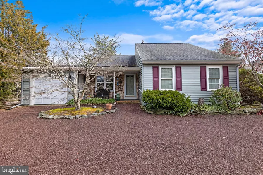 321 TIMBERLAKE DR, Manahawkin, NJ 08050