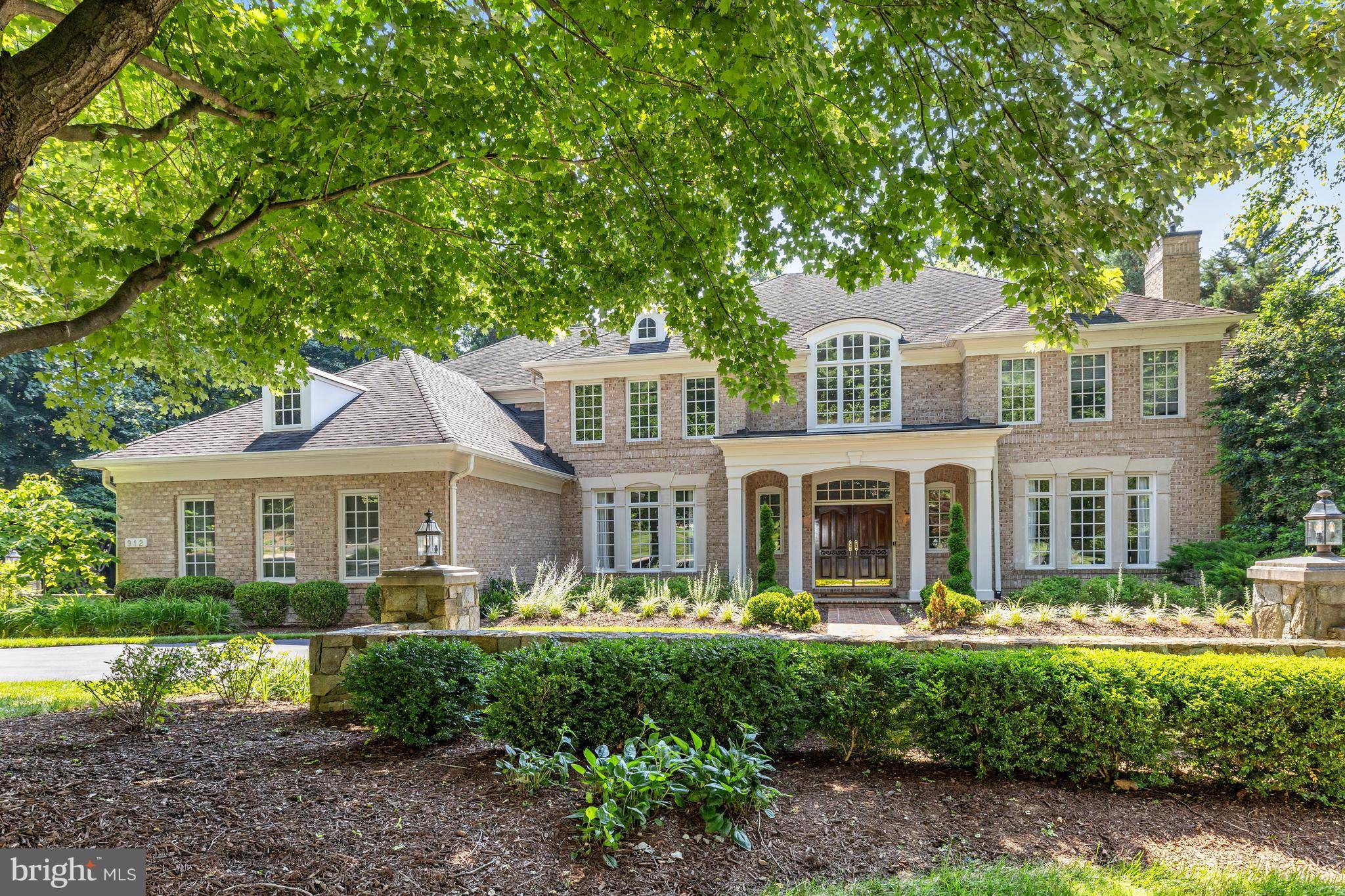 912 CENTRILLION DR, Mclean, VA 22102