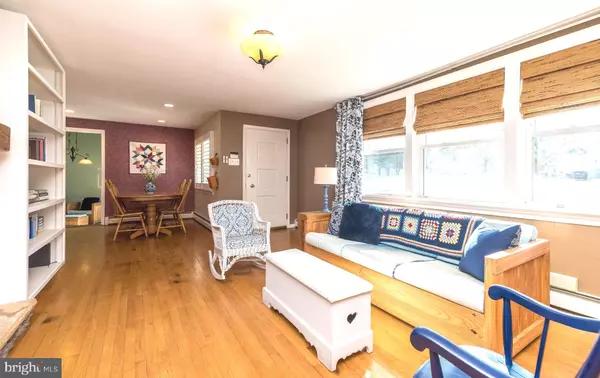 Holland, PA 18966,7 TWIST DR