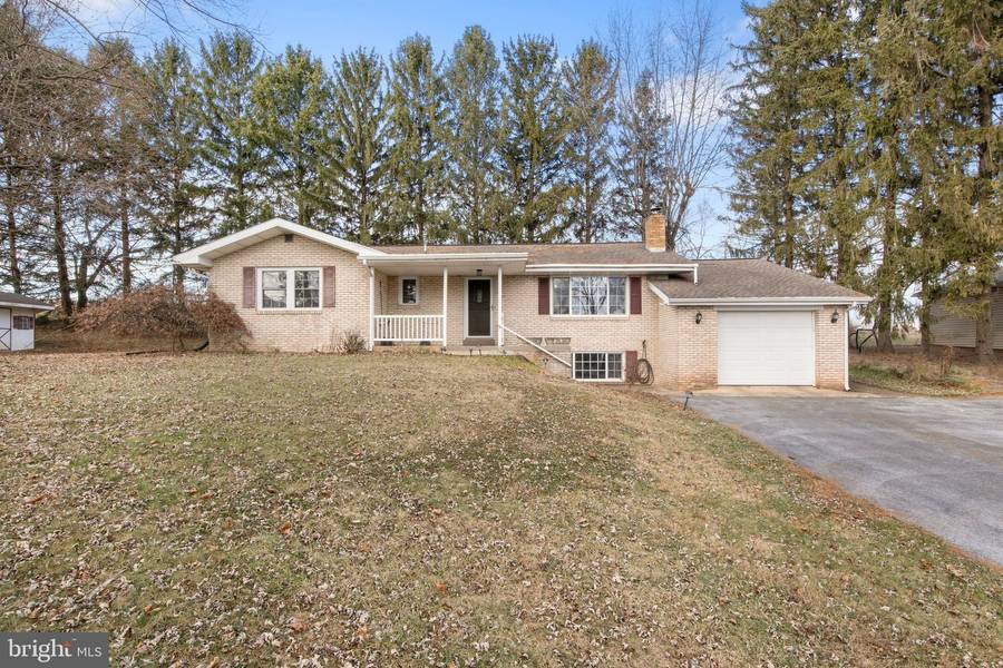 52 SKYLINE DR, Mechanicsburg, PA 17050