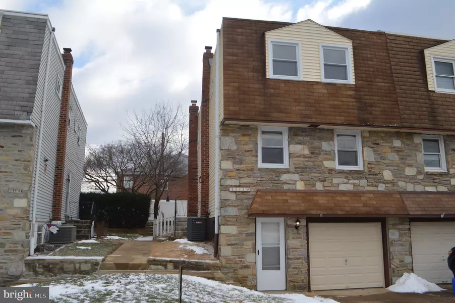 11119 KIRBY DR, Philadelphia, PA 19154