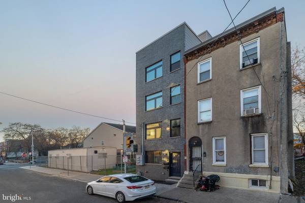 1702 N GRATZ ST #UNIT 2, Philadelphia, PA 19121