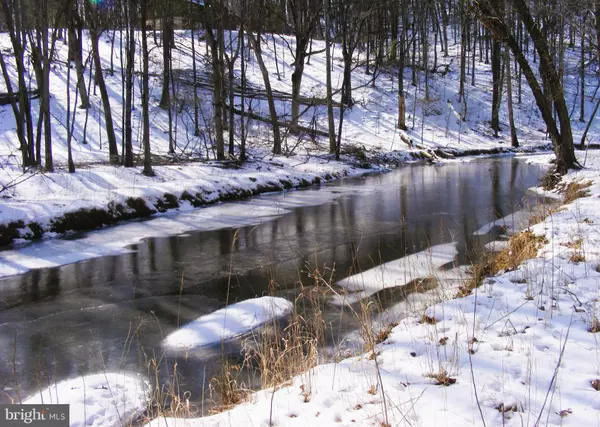 HIGHVIEW LN,  Berkeley Springs,  WV 25411