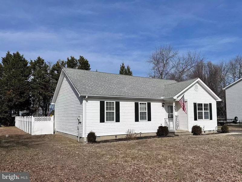 3 OAK ST, Ridgely, MD 21660