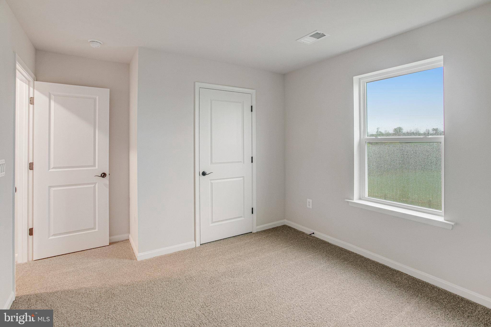 Orange, VA 22960,627 CLOVER LN