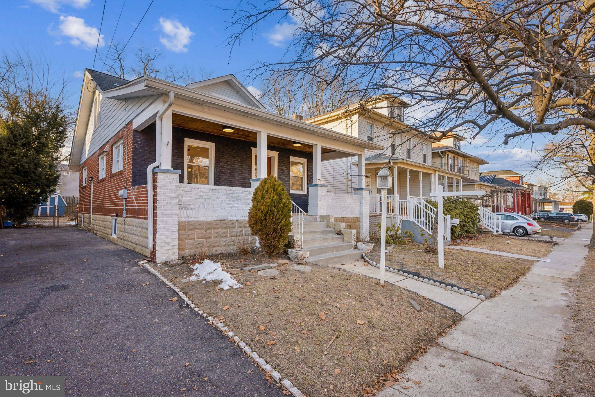 Collingswood, NJ 08108,303 HARVARD AVE
