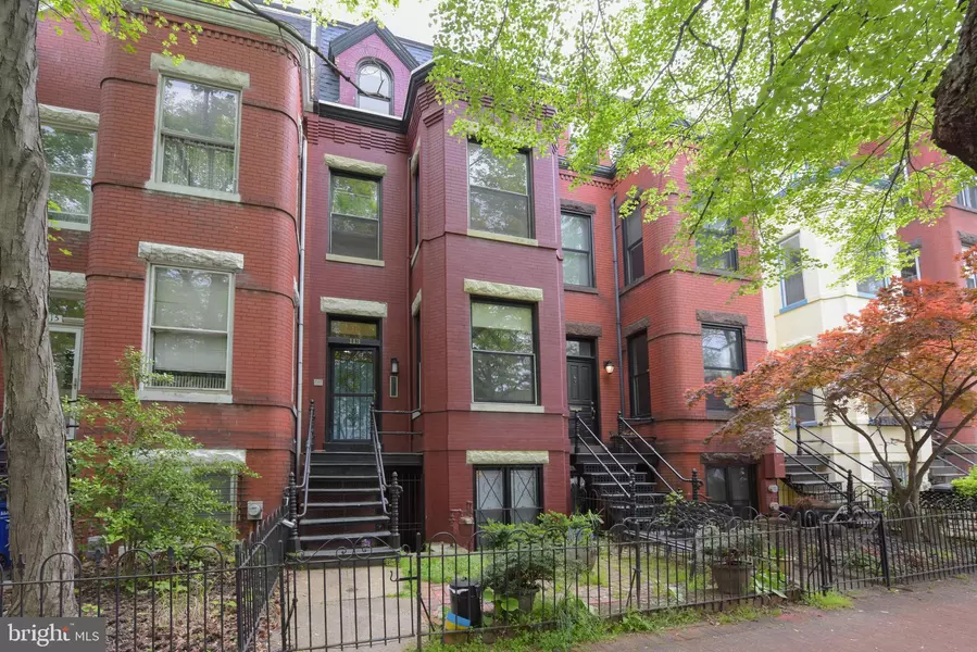 113 5TH ST NE, Washington, DC 20002