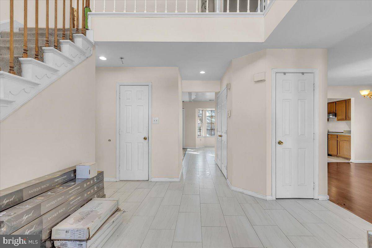 Waldorf, MD 20603,6016 HARBOR SEAL CT