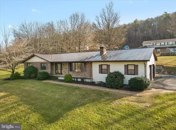 Sciota, PA 18354,219 STONE ROW DR