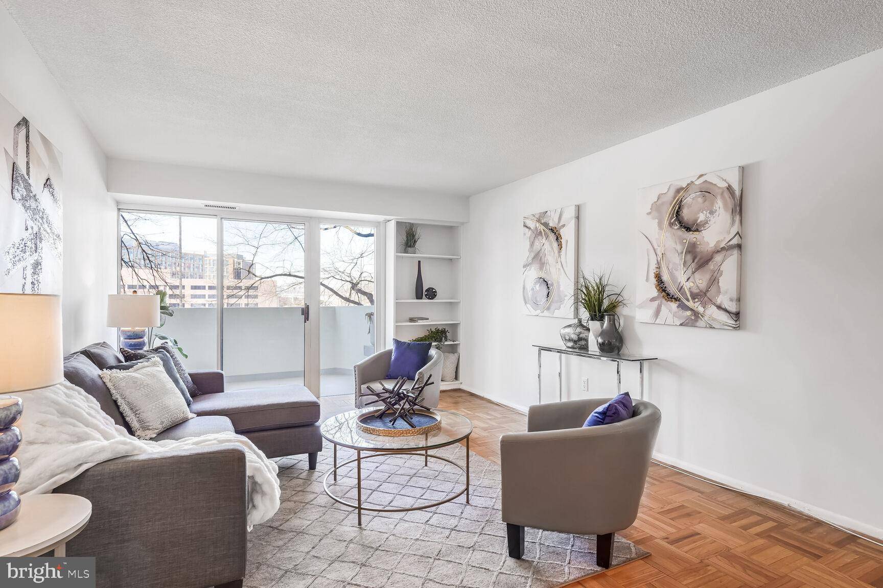 Washington, DC 20024,700 7TH ST SW #208