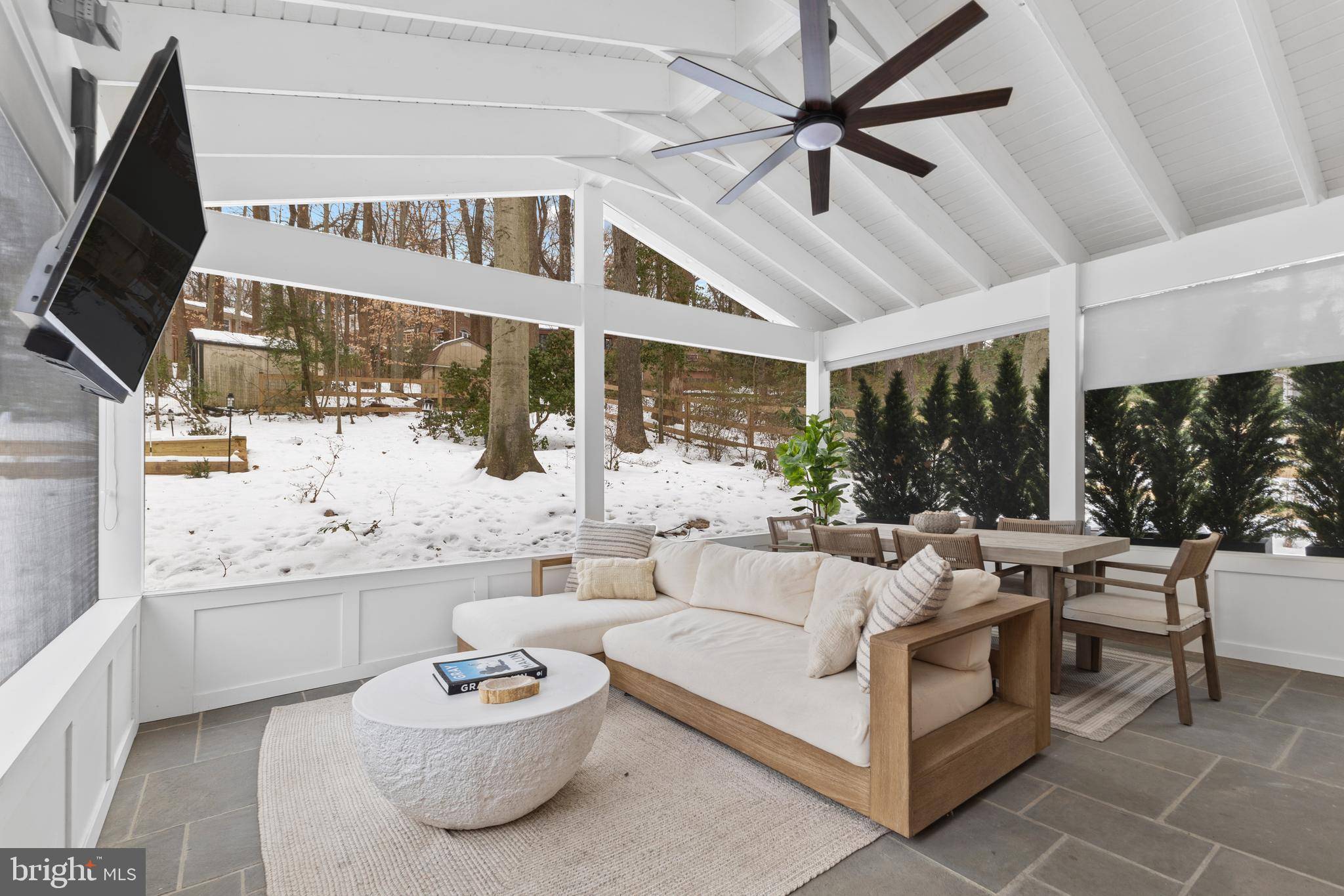 Falls Church, VA 22041,6393 LAKEVIEW DR