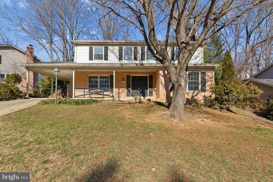 6108 LARSTAN DR, Alexandria, VA 22312