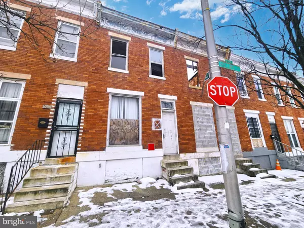 2155 HOLLINS ST, Baltimore, MD 21223