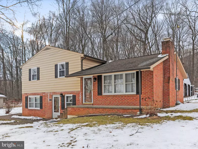 5507 CHARLESTOWN RD, Mercersburg, PA 17236