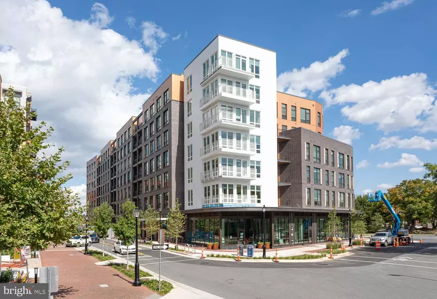 1215 N FAYETTE ST #721, Alexandria, VA 22314