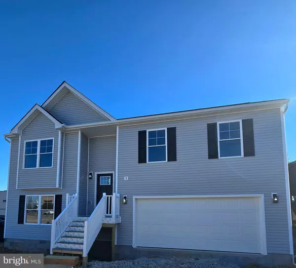 3 HAMMONDS LN, Brooklyn Park, MD 21225