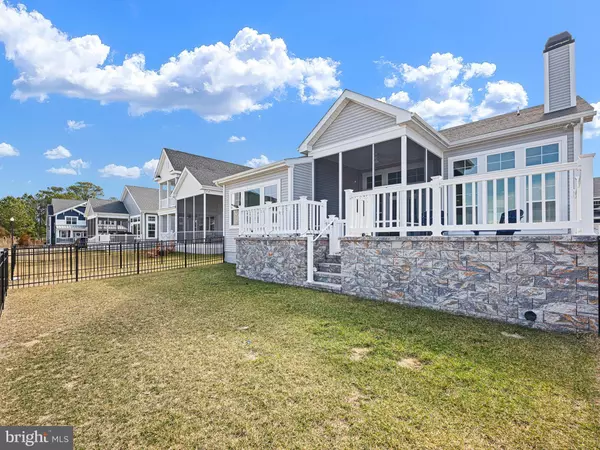 Ocean View, DE 19970,30475 MADEIRA LN