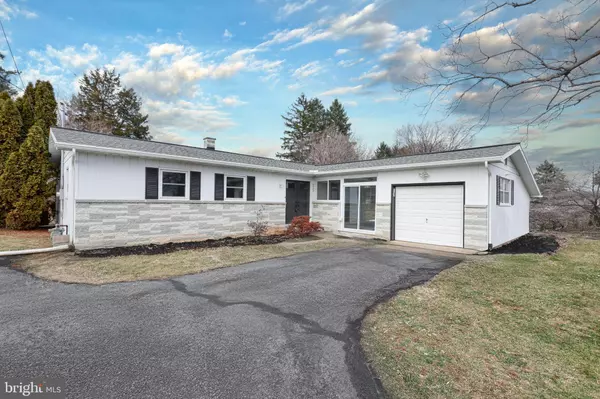 6325 BRANDY LN, Mechanicsburg, PA 17050