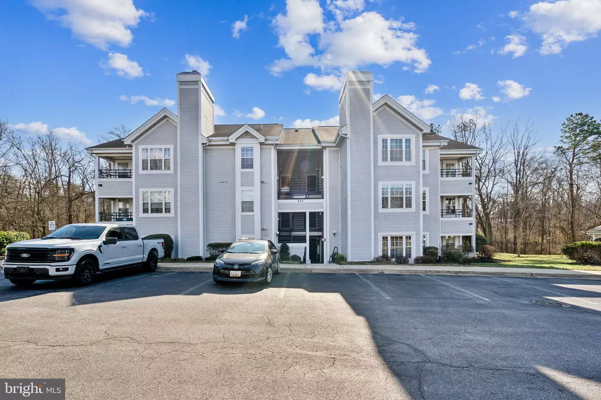 Odenton, MD 21113,604 ROLLING HILL WALK #102