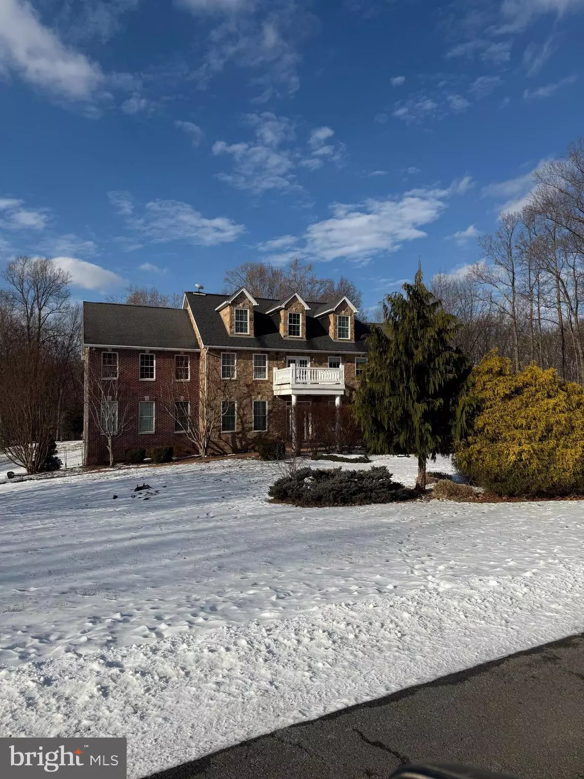 Hedgesville, WV 25427,391 CHESAPEAKE LN