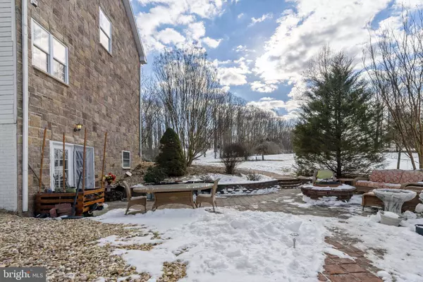 Hedgesville, WV 25427,391 CHESAPEAKE LN