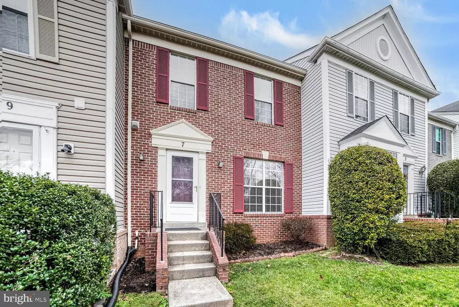 7 COTTAGE FIELD CT, Germantown, MD 20874