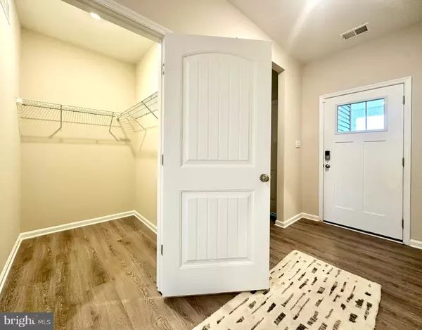 Millville, DE 19967,37102 SPARKLING SEA DR