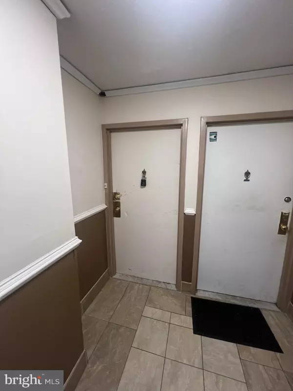 Hyattsville, MD 20783,1836 METZEROTT RD #1823